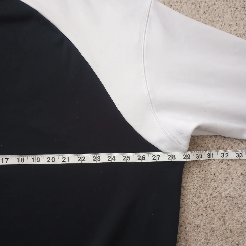 Nike Dri-Fit Crewneck - Picture 3 of 4